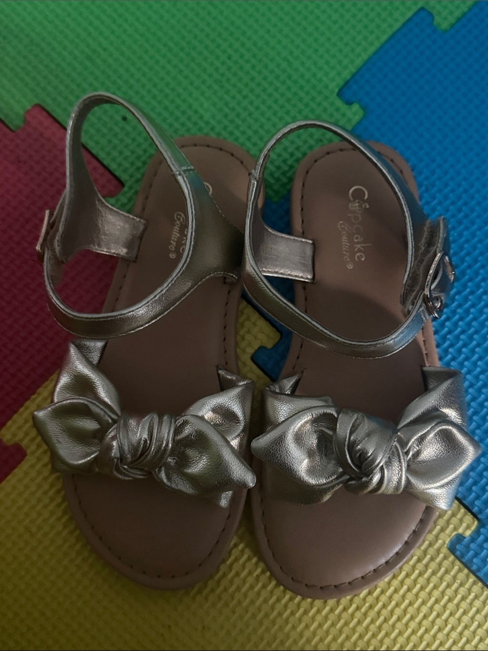 Girls Metallic Gold Bow Strap Sandals